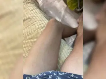 Bongacams Watch Live Sex Cams of Sweetcock10