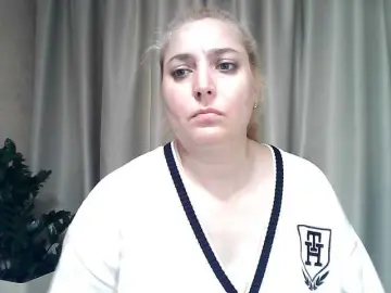 Bongacams Adult Video Chat of KickaIricka