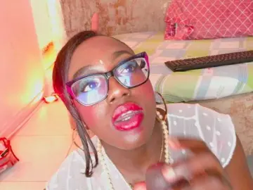Bongacams Live Sex of nylaroyale