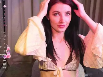 Bongacams Free Porn Cam of NicoleLuxe