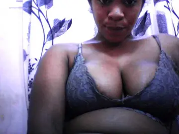 Bongacams Free Porn Cam of silviaLaBombe