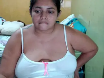 Bongacams Adult Webcams of mia-naughty