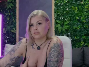 Bongacams Best live sex cam show of AlissaVox