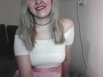 Bongacams Live Sex Cam of -Sweet-smile-