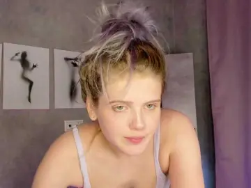 Bongacams Live Sex Cam of Alisa-Allison