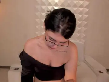 Bongacams Live Porn of EmmaMonroe