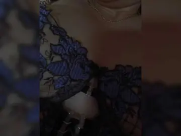 Bongacams Free Live Porn of Flowerlily