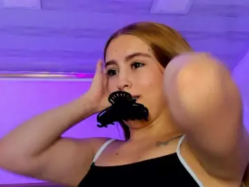 Bongacams Free Live Porn of Natasha-Adams