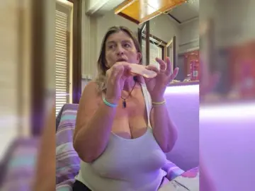 Bongacams Best live sex cam show of JennaDeluxe