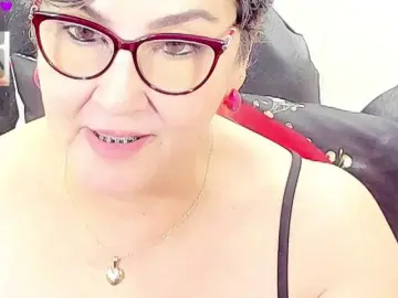 Bongacams Live Sex of cataleya-mom