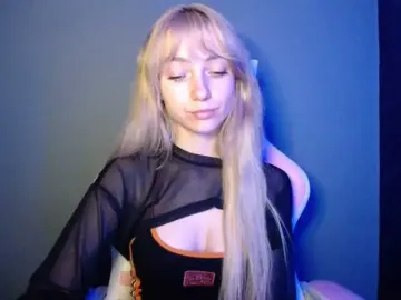 Bongacams Nude Webcam of LuciaGlow