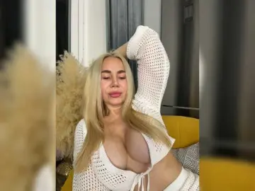 Bongacams Free Porn Cam of Lunesa