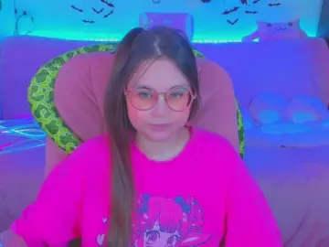 Bongacams Watch Live Sex Cams of LittleKitsune