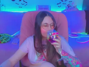 Bongacams Nude Webcam of LittleKitsune