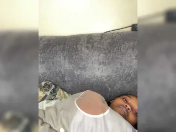 Bongacams Watch Live Sex Cams of Curvy-maxy9