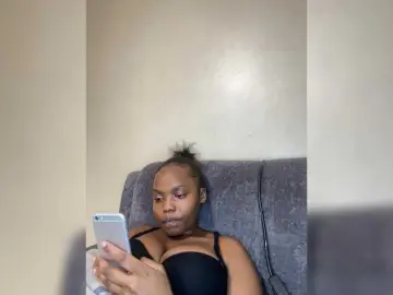 Bongacams Live Sex of Curvy-maxy9