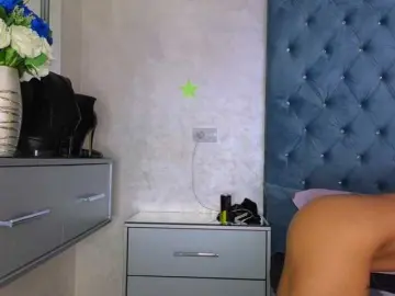 Bongacams Best live sex cam show of Theowonder