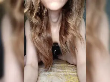 Bongacams Adult Webcam of Your-Peachy-Dream