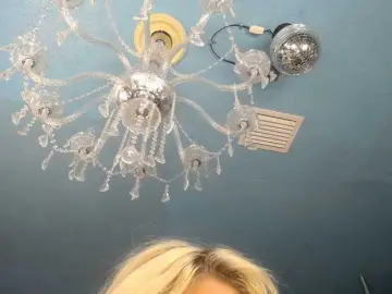Bongacams Sex Cam of adrianna_fox