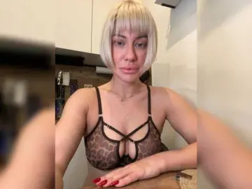 Bongacams Nude Webcam of AlisaBlackFox