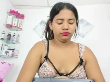 Bongacams Best Webcam of curvylattina