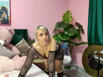 Bongacams Adult Webcams of KirraWhite