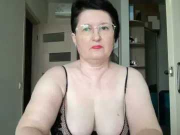 Bongacams Adult Video Chat of HotMilfPussy