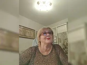 Bongacams Watch Live Sex Cams of KarinkaSweet