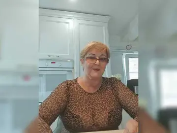 Bongacams Watch Live Sex Cams of KarinkaSweet