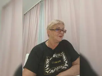 Bongacams Best live sex cam show of KarinkaSweet