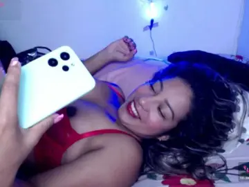 Bongacams Free Porn Cam of ninatinydoll