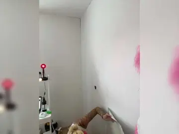 Bongacams Live Sex Cam of -AmazingBlonde-