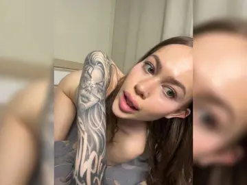 Bongacams Free Porn Cam of nikaxx