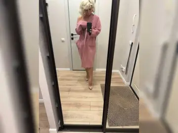 Bongacams Free Porn Cam of -Molly-