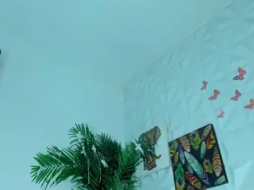 Bongacams Free Live Porn of Hellen-Sky