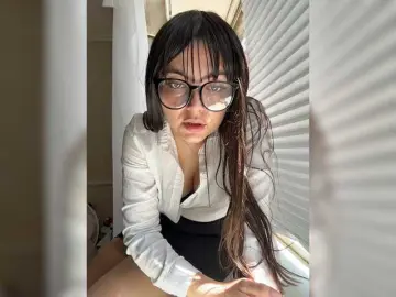 Bongacams Nude Webcam of NikkySecrets