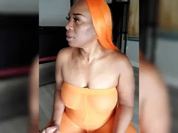 Bongacams Free Live Porn of QueenAnitaDix