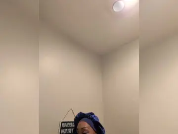 Bongacams Watch Live Sex Cams of QueenAnitaDix