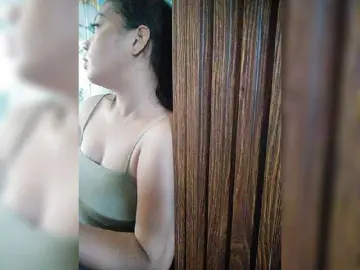 Bongacams Sex Chat of XXhornywetprincess99XX