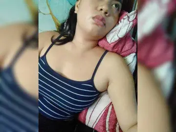 Bongacams Live Sex Cam of XXhornywetprincess99XX