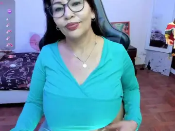 Bongacams Sex Cam of esmeraldamilf