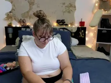 Bongacams Free Porn Cam of ElvinnaLaFrancaise
