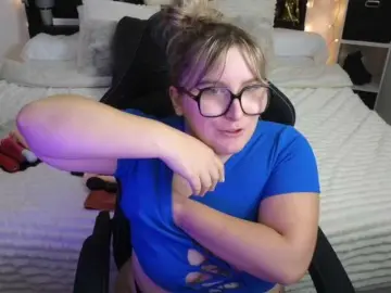 Bongacams Free Porn Cam of ElvinnaLaFrancaise