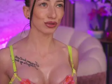 Bongacams Live Porn of RubyFever