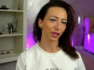 Bongacams Watch Live Sex Cams of RubyFever