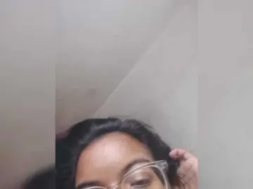 Bongacams Live Sex Cam of IndianBeaut