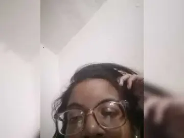 Bongacams Sex Cam of IndianBeaut