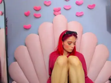 Bongacams Nude Webcam of LUCYMILLER