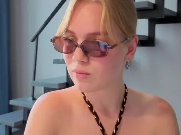 Bongacams Free Porn Cam of LittleForestELF2