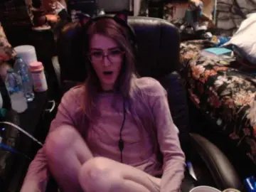 Bongacams Watch Live Sex Cams of pussyxpaladin